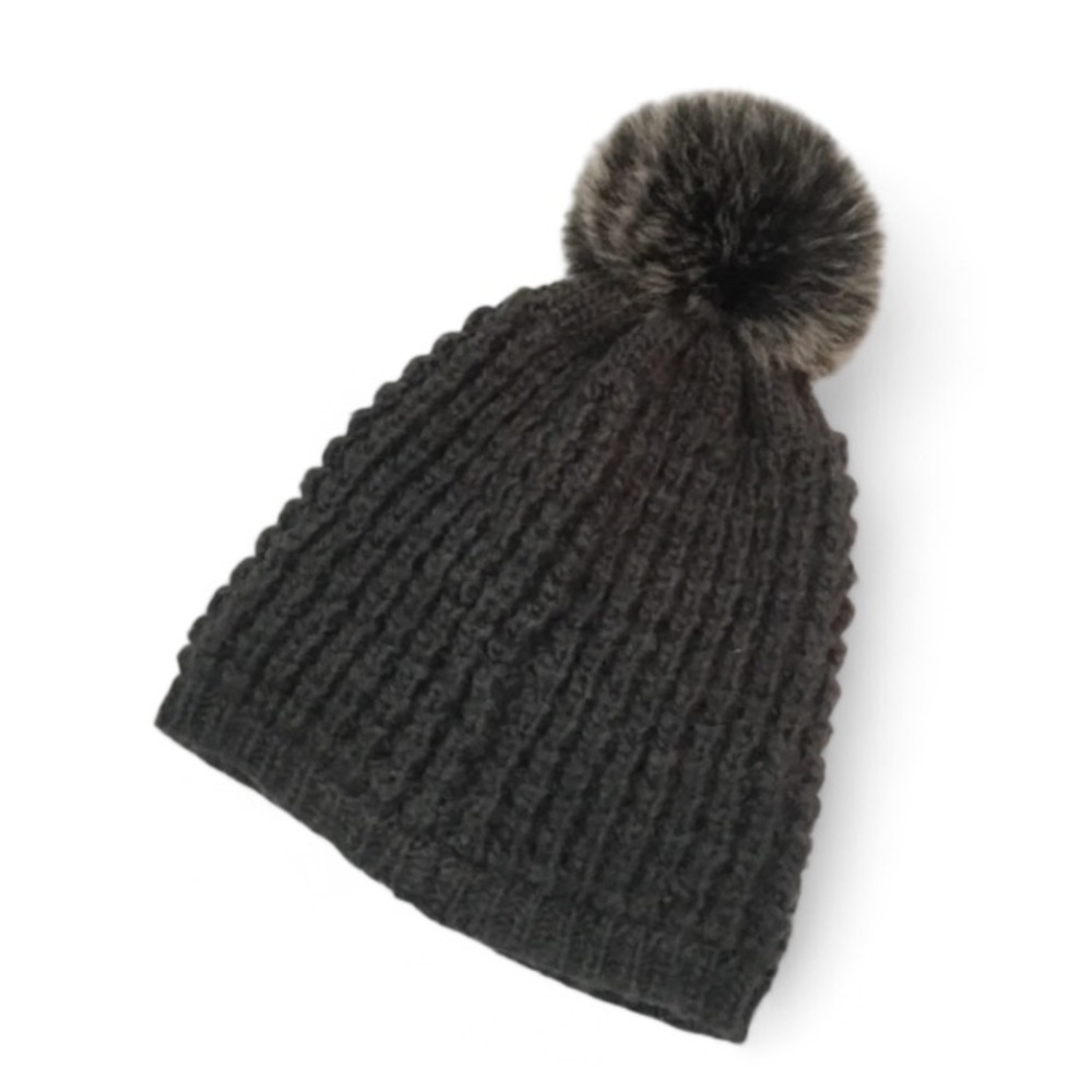 Kyi Kyi Pom Beanie Hat